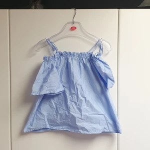 Offshoulder topp - Fint skick från hm.