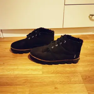 Super cozy shoes! Black shoes from Zoe Wild, Size 38. Very few times used