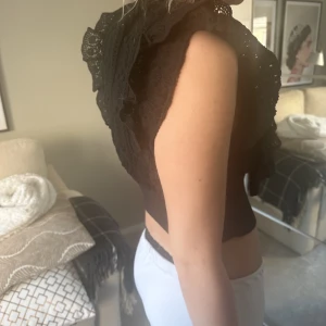 Topp - Jättefin topp som tyvärr är lite liten på mig! Storlek m men skulle säga att den passar s mer