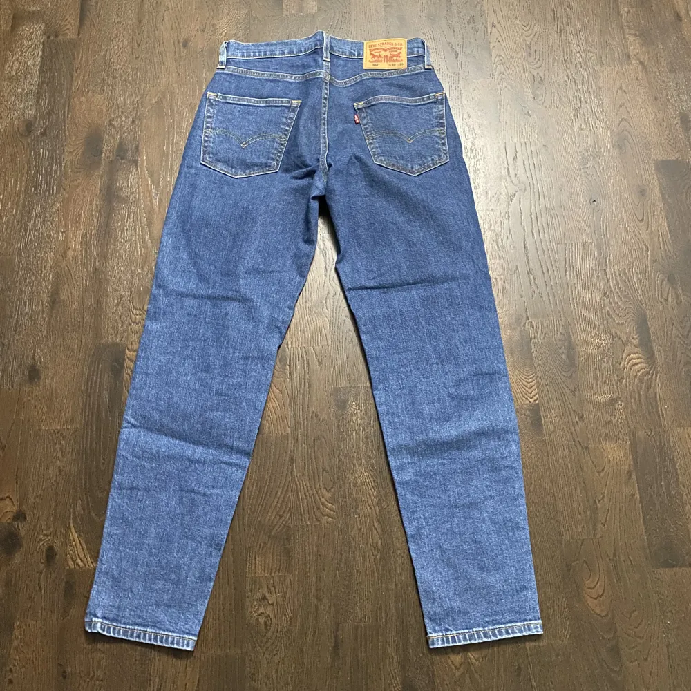 Levi's jeans i storlek 30/30. Säljer då dom inte passar. Köpta i affär.. Jeans & Byxor.