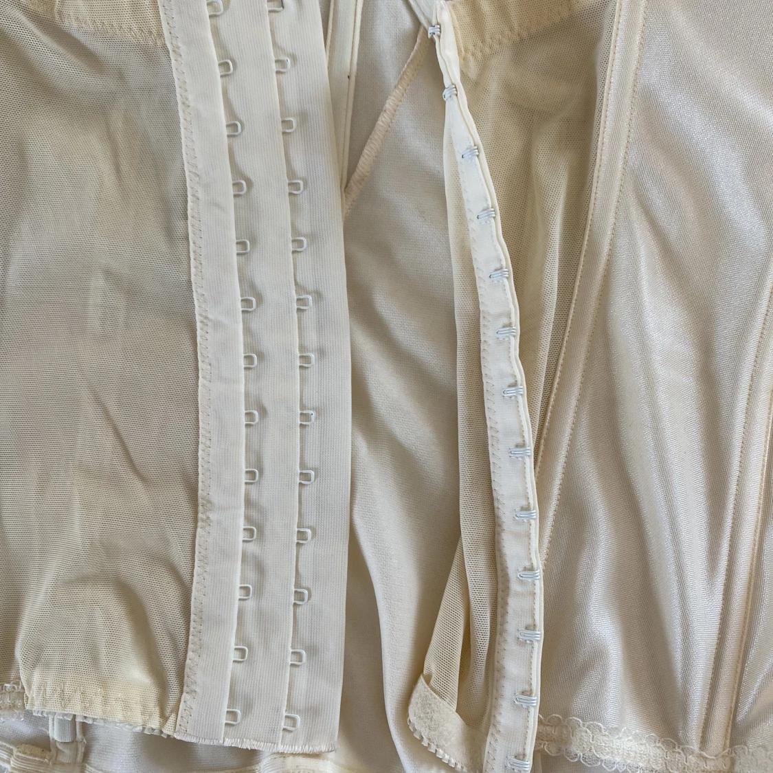 Dominique korsett  - 90