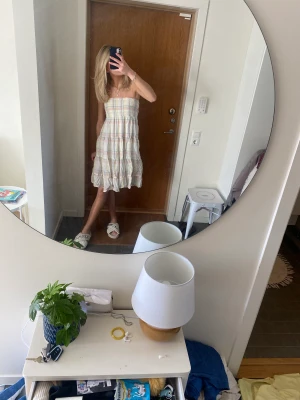 Klänning/ kjol - Såå fin klänning/ kjol (vet inte vad den är tänkt som haha)💕 jag är 175