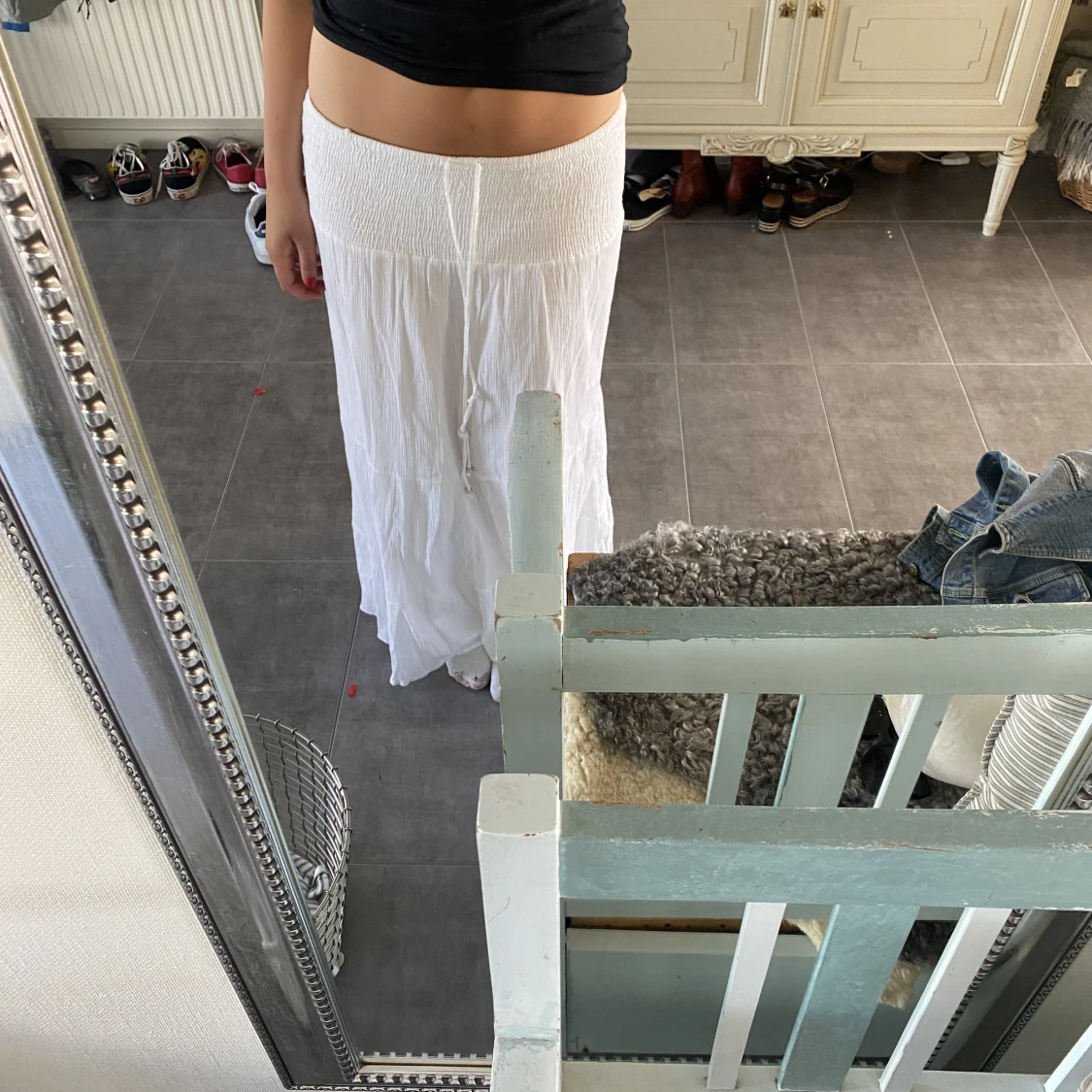 Låg/mellan vit långkjol - 91