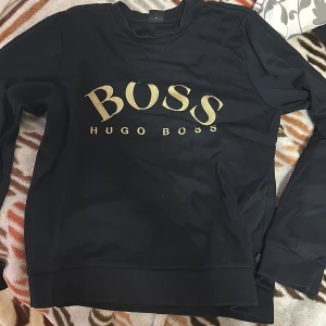Hugo boss tröja  - Nuskick 