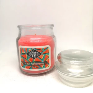 Juicy watermelon - Candle brothers - Helt nytt o oanvänt 85gram Perfekt till paketspelet eller en "gå bort present" 