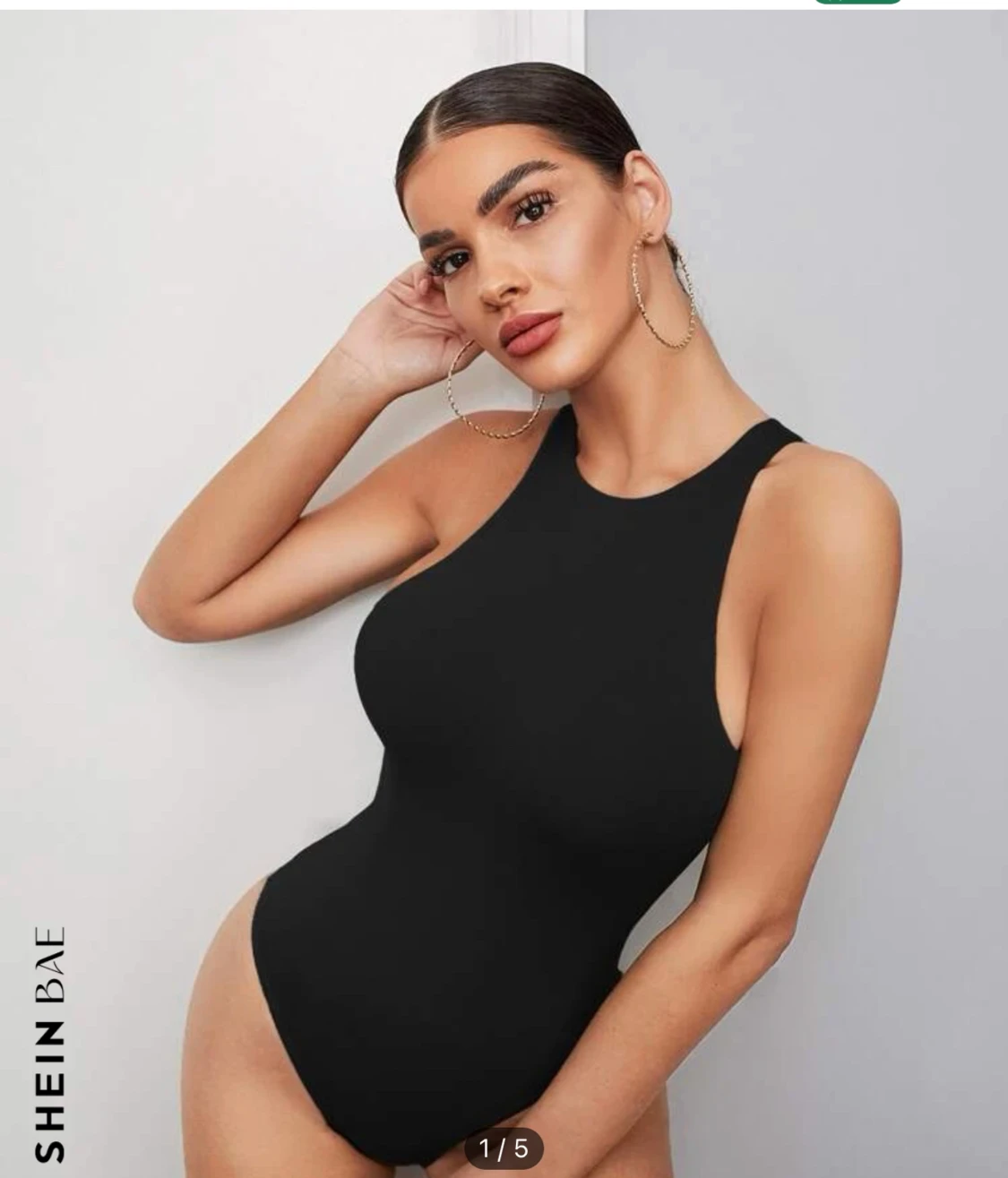 Svart body från SHEIN 