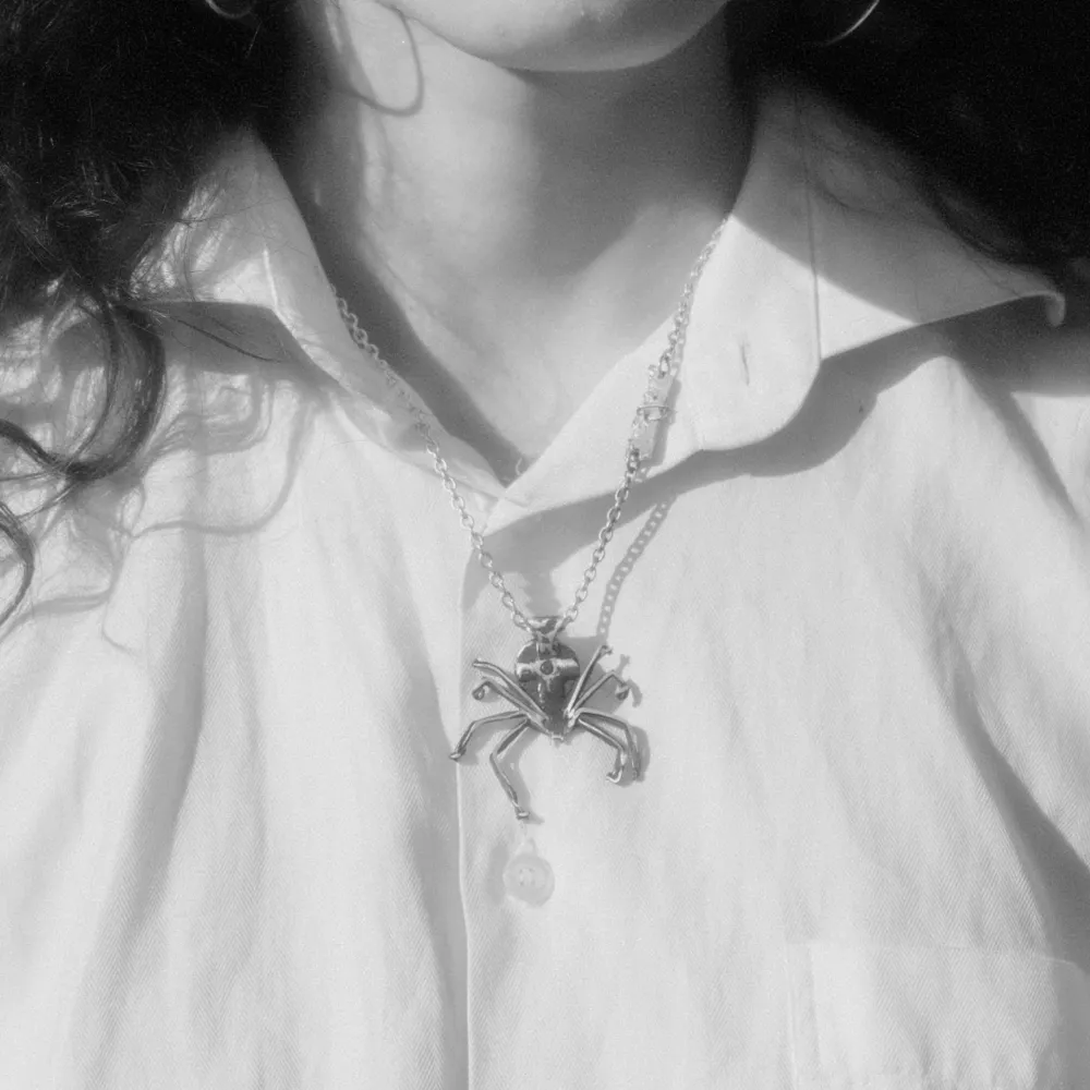 Black widow pendant 925 solid silver, oxidised Zirconia stone Handmade in Sweden . Asusteet.