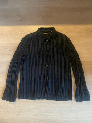 Our Legacy skjorta - Passar S/M. Bra skick!