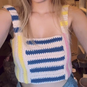 Virkat linne strl S - Virkat linne som jag gjort. Inspirerat från ett linne från Zara. Strl S! 