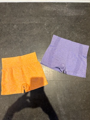 Gymshorts Shein m 🧡💜 - 129kr för båda
