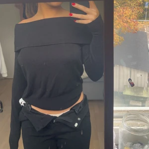 Stickad tröja  - Bara att trycka på köp nu💕