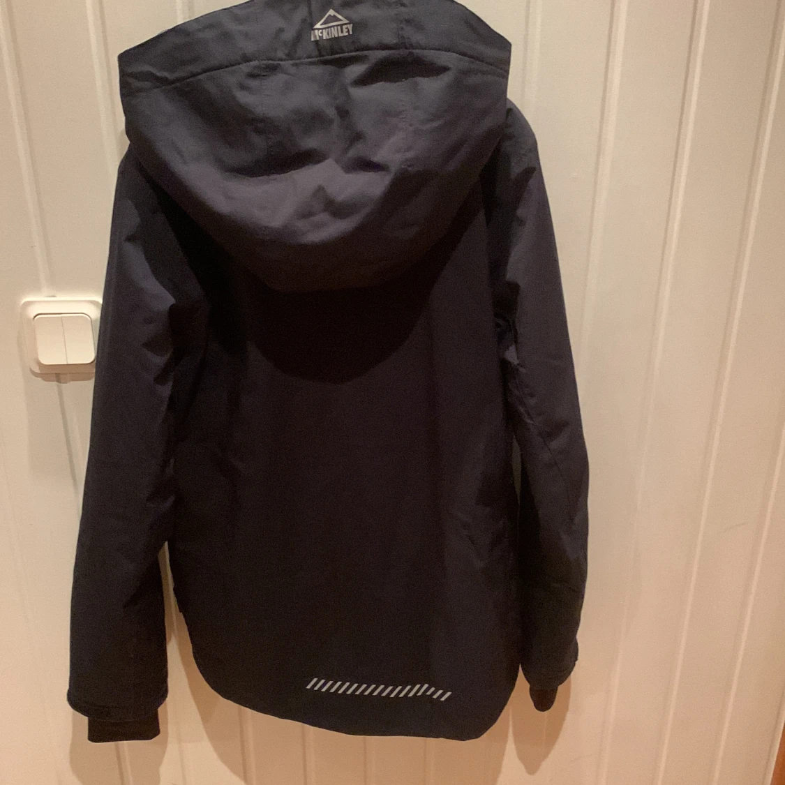 Mckinley jacka  - 90