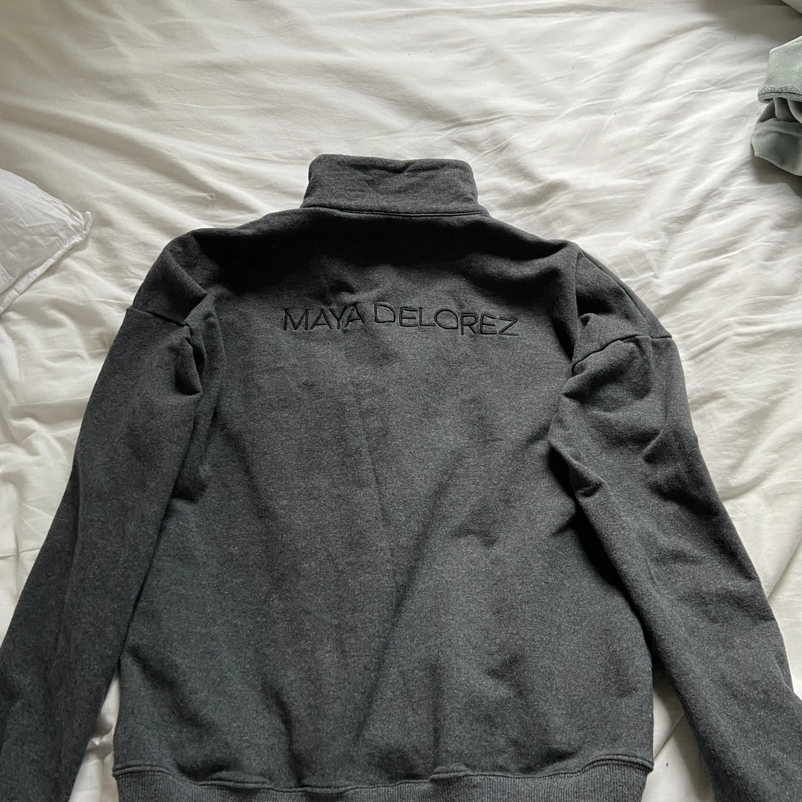 Maya delorez långarmart  - 91