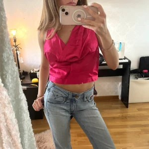 Rosa topp - Rosa topp som passar perfekt till rosa tema fest eller liknande💓💓 