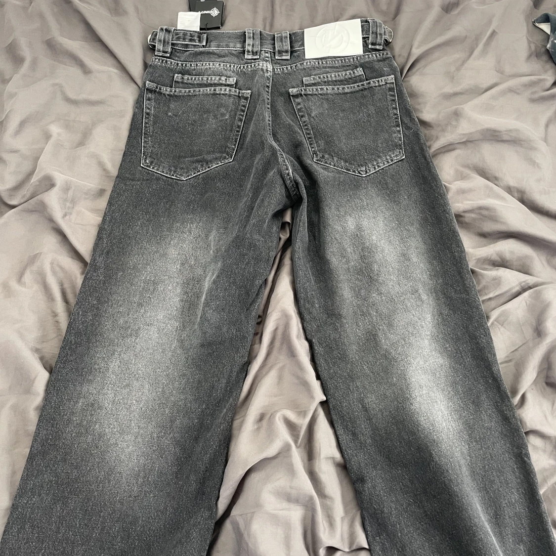 Vicinity jeans.  - 90