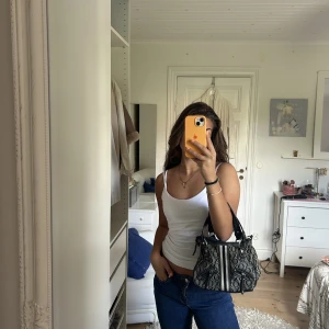 Väska - Skit snygg liten väska!!! 