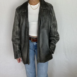 Oversize skinnjacka - Såå cool oversize skinnjacka i äkta läder🫶🏻