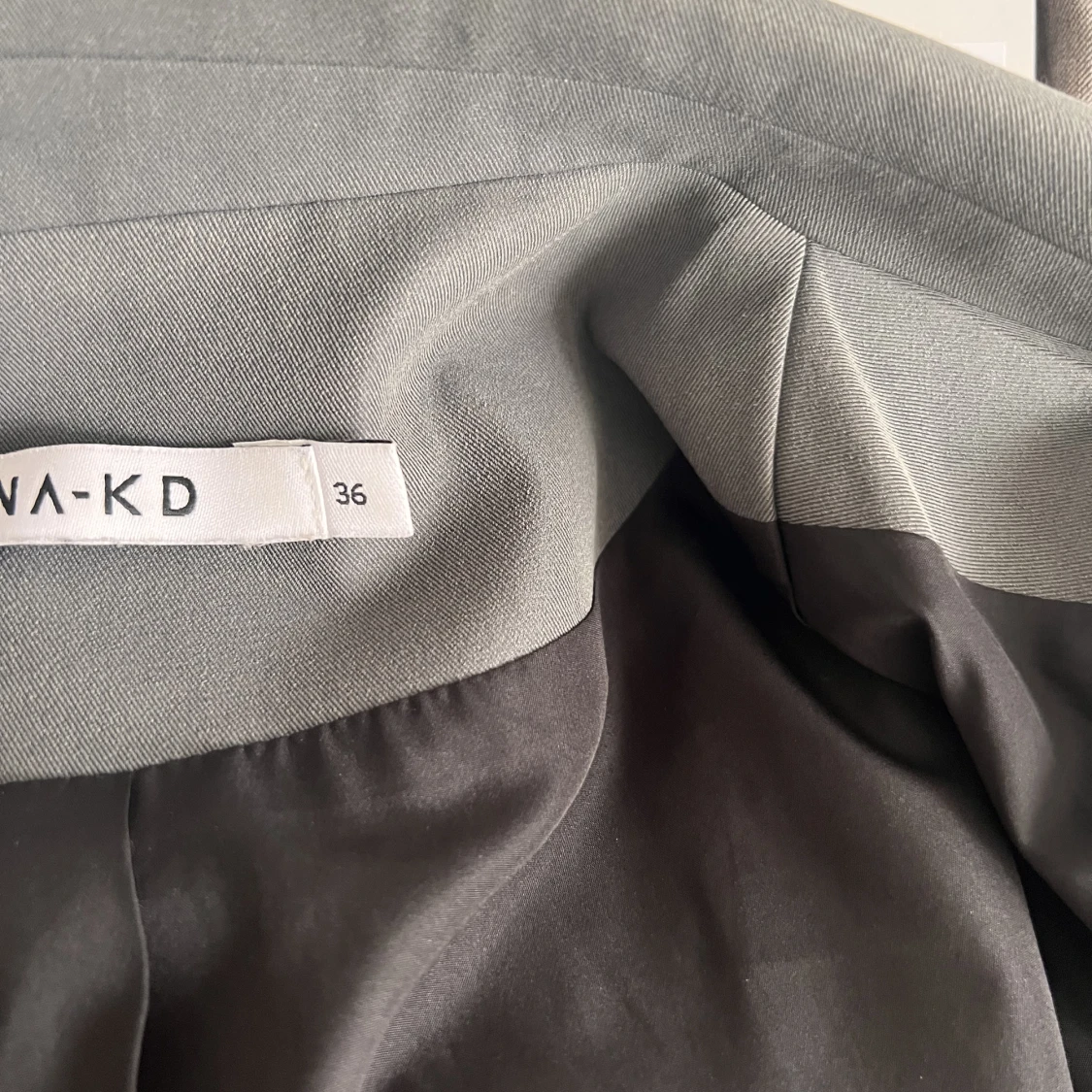 Mörkgrå blazer - 91