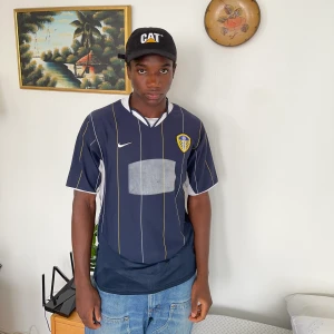 Vintage Nike Leeds football shirt  - Vintage Nike Leeds football shirt Unique vintage piece  Size M and in very good vintage condition   #nike #vintage #footballshirt  