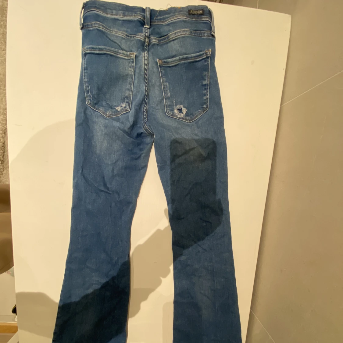 Utsvängda jeans - 91