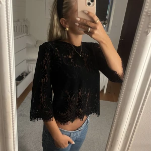 Trekvartsärm  - As snygg spets trekvartsärm topp!!😍😍