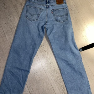 Vintage Levis Jeans - Vintage Levis jeans(stay loose modell) i storlek W30 L32. Mycket snygg wash och bra passform. Änvänd ett fåtal gånger.