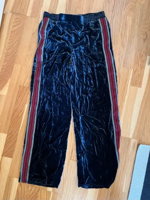 The Kooples byxor - Byxor från the Kooples. Storlek 3, passar ungefär Medium