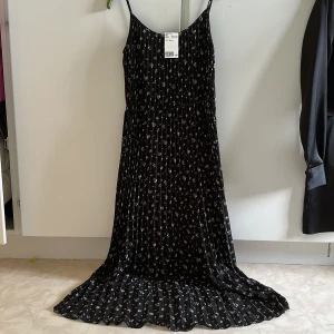 Klänning  - Ny klänning från hm. 