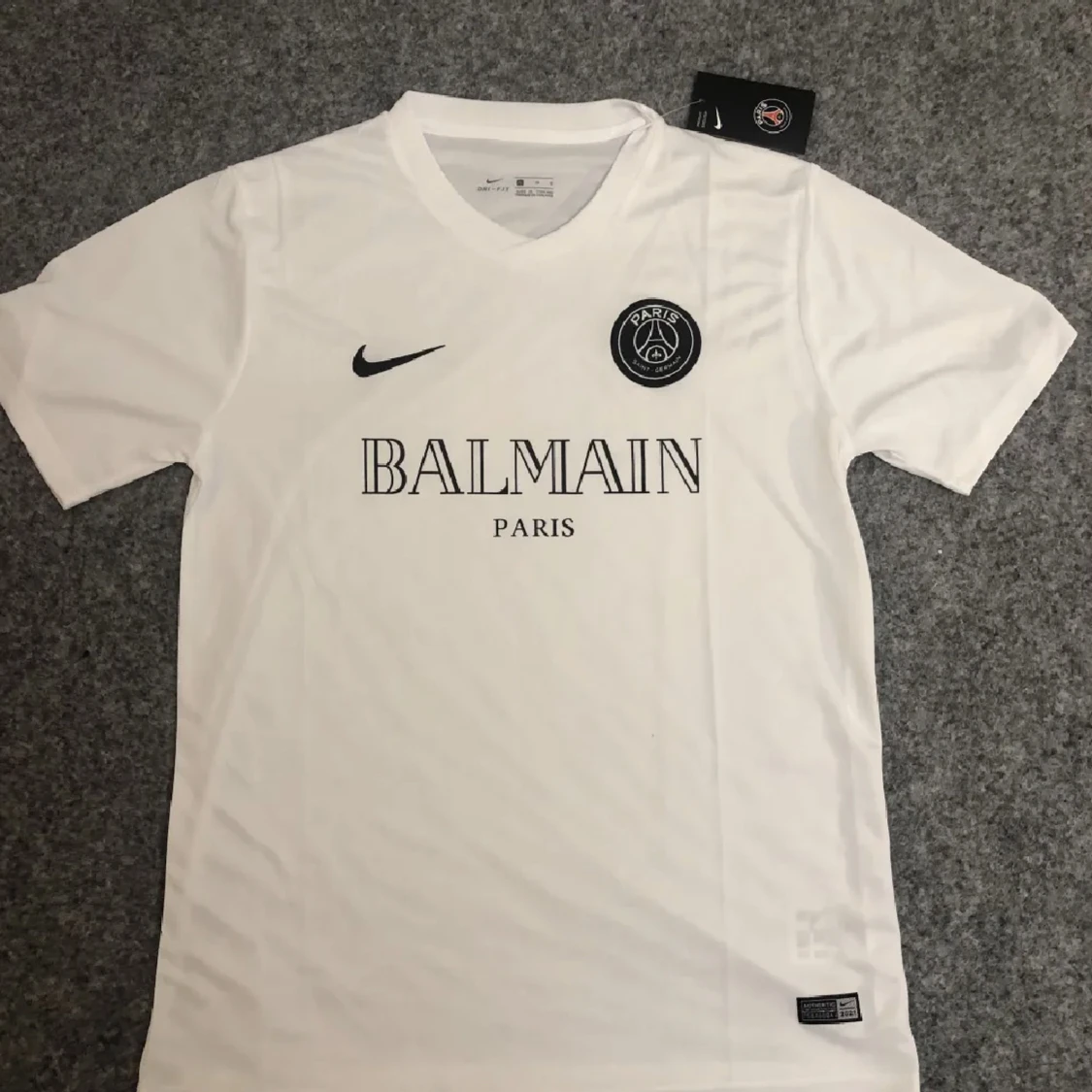 Nike balmain Paris tshirt