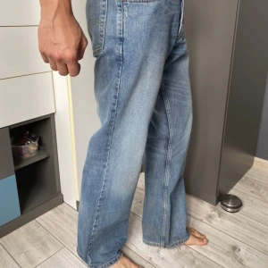 Levis 567 - Vintage levis 567 ”loose bootcut”. Sjukt skön bralla, snyggaste levis modellen om du frågsr mig. Sitter true to size