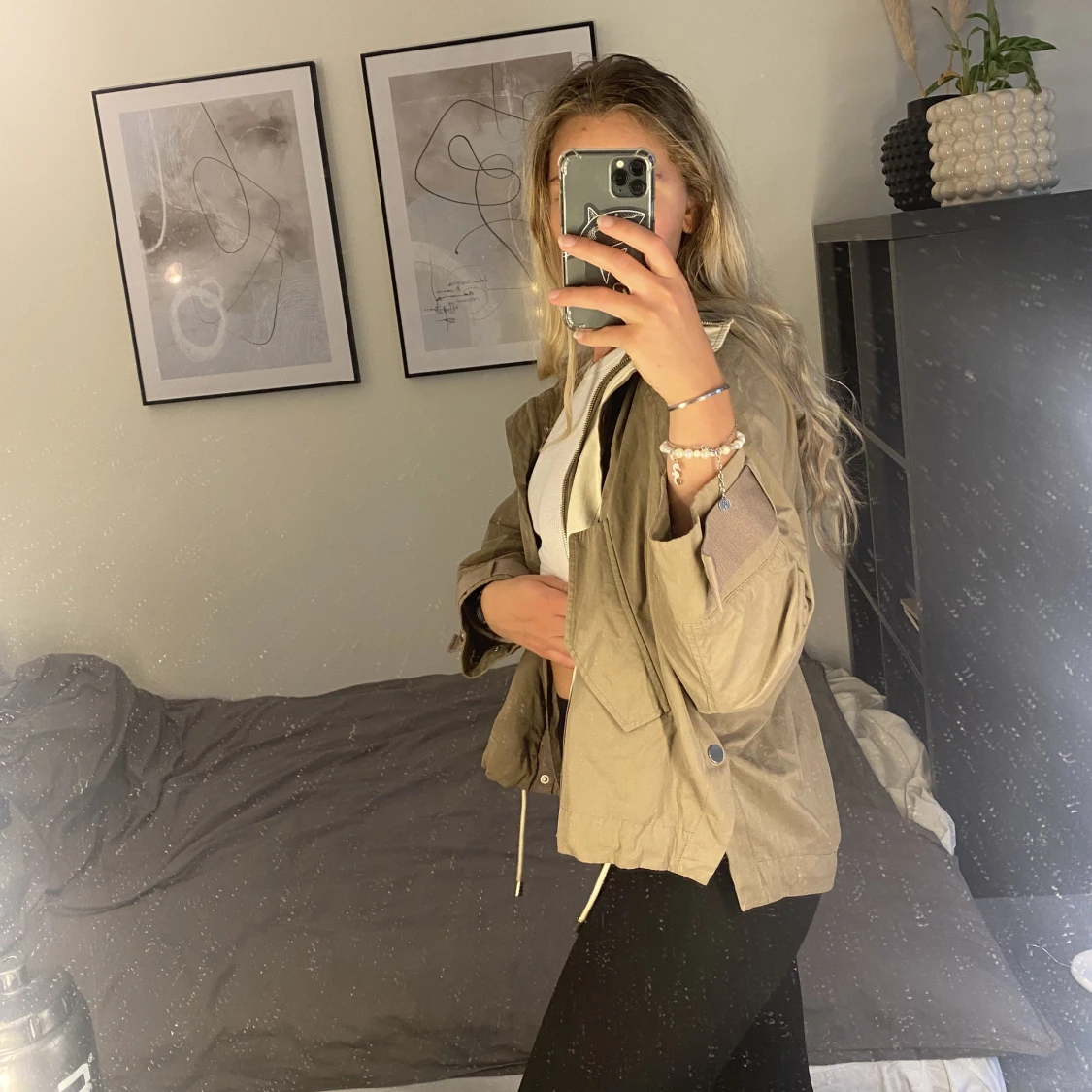 Trendig ”regnjacka” från Zara - 90