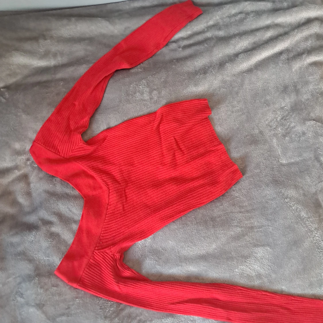 Röd långärmad tröja - 90