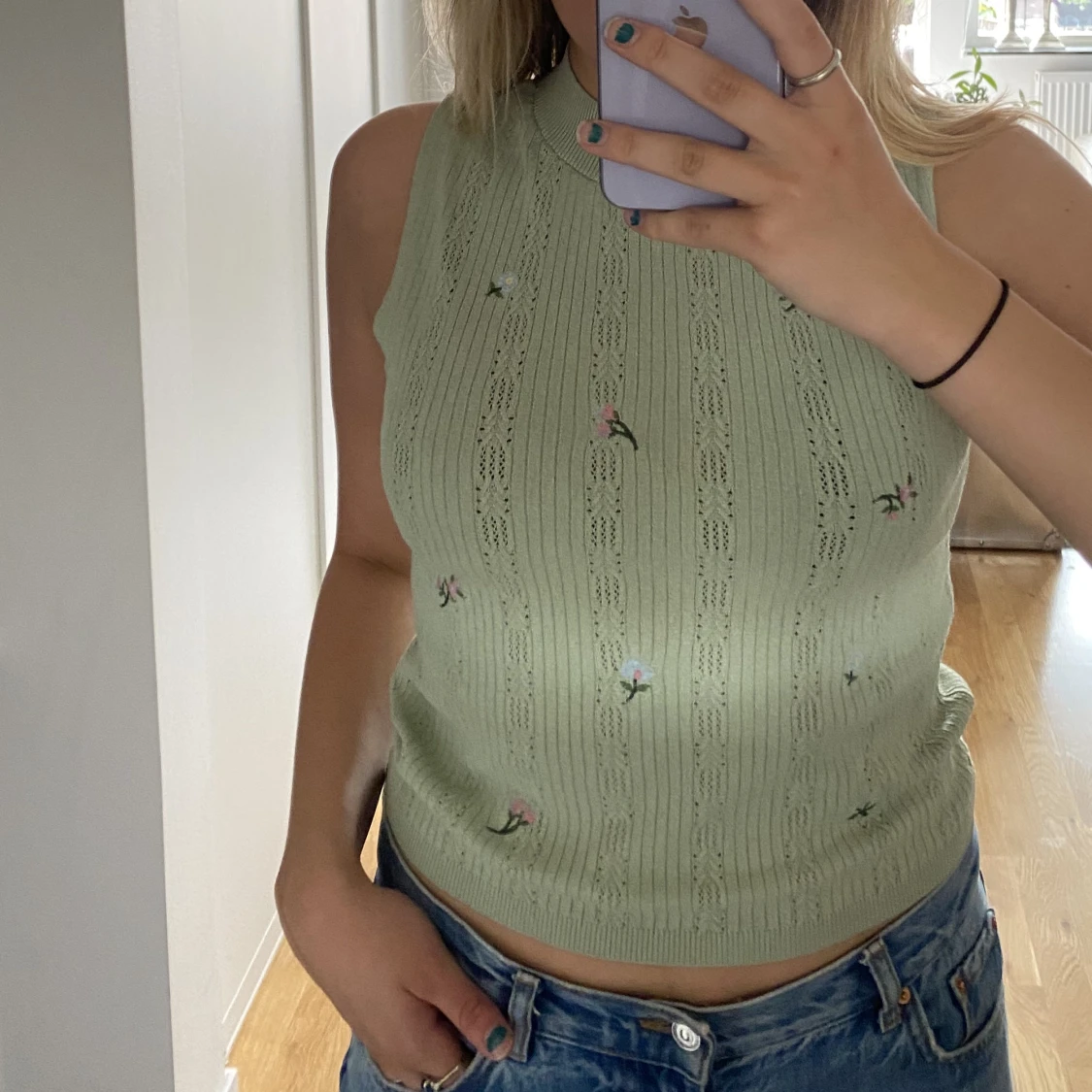 Grön broderat linne 