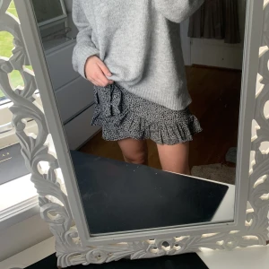 Sommarkjol - Säljer denna superfina kjol. Köparen står för frakten❣️