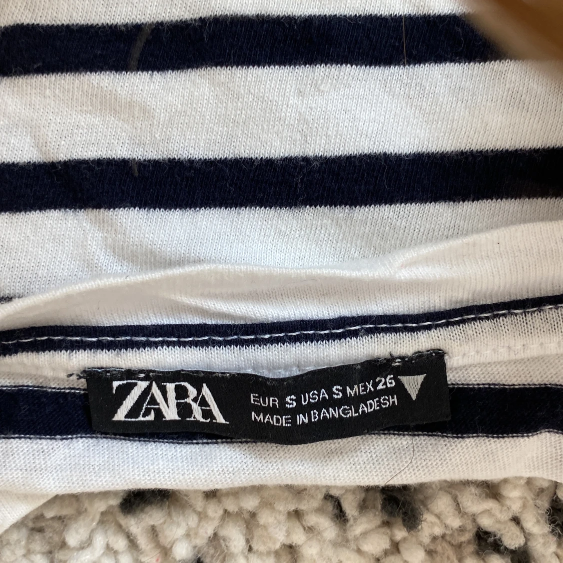 T-shirt från zara🫶🏻 - 90