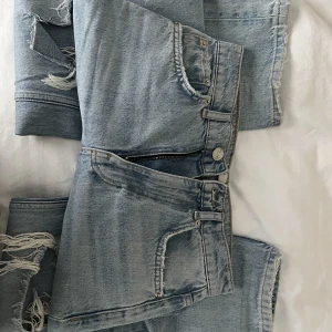 Gina jeans - Jeans från Gina, storlek 32🤍250kr inkl frakt! Kan tyvärr inte visa hur dom sitter för d är inte min storlek.