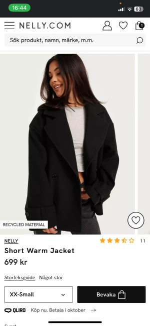 Short warm jacket💗 - Short warm jacket🌷 I str xs Säljes eller byttes mot xxs då den var lite förstor för mig. Pris lappar och allt sitter kvar. Finns inte att köpa längre🫶🏻💕