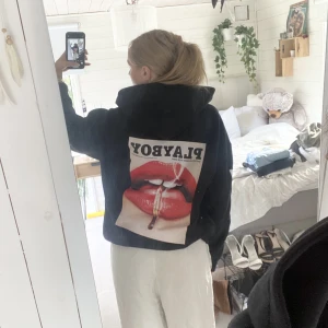 Playboy hoodie - Kommer bara inte till användning