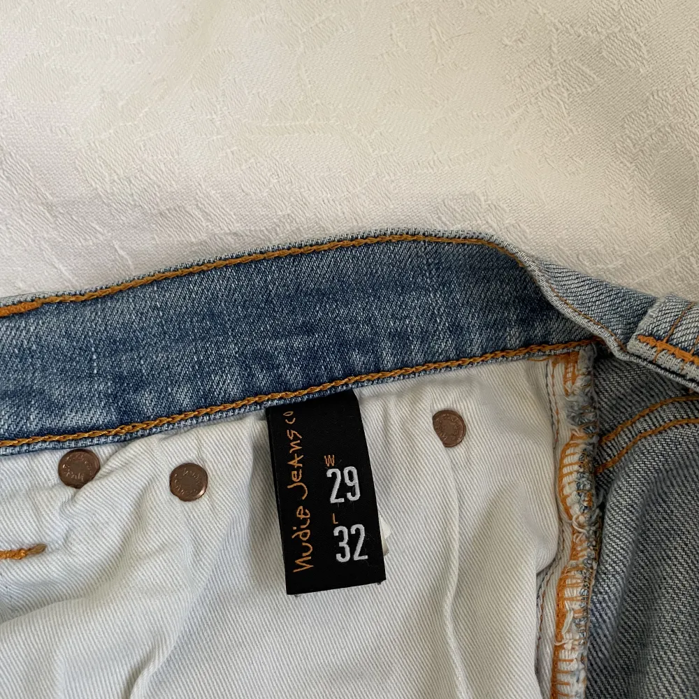 Säljer dessa nudie jeans i modellen Lean Dean. Storleken är 29/32. Hör av dig vid frågor. Köparen står för frakten. Jeans & Byxor.