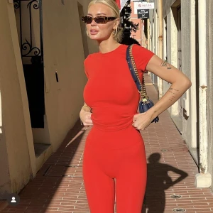 Tränings set - Säljer detta setet från Adanola, såååå snyggt!! Men aldrig använt. 