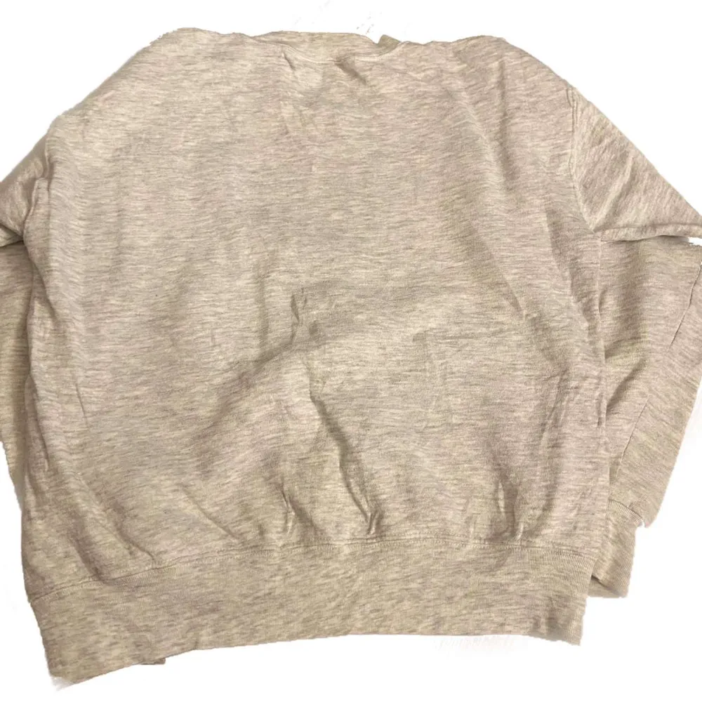 ✅ Vintage Sweatshirt                                                            ✅ Size: L                                                                                           ✅ Condition: 10/10 . Hoodies.