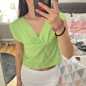 Topp💚 - Såååå fin sommartopp som jag sytt själv, passar Xs/S❤️❤️ helt oanvänd 