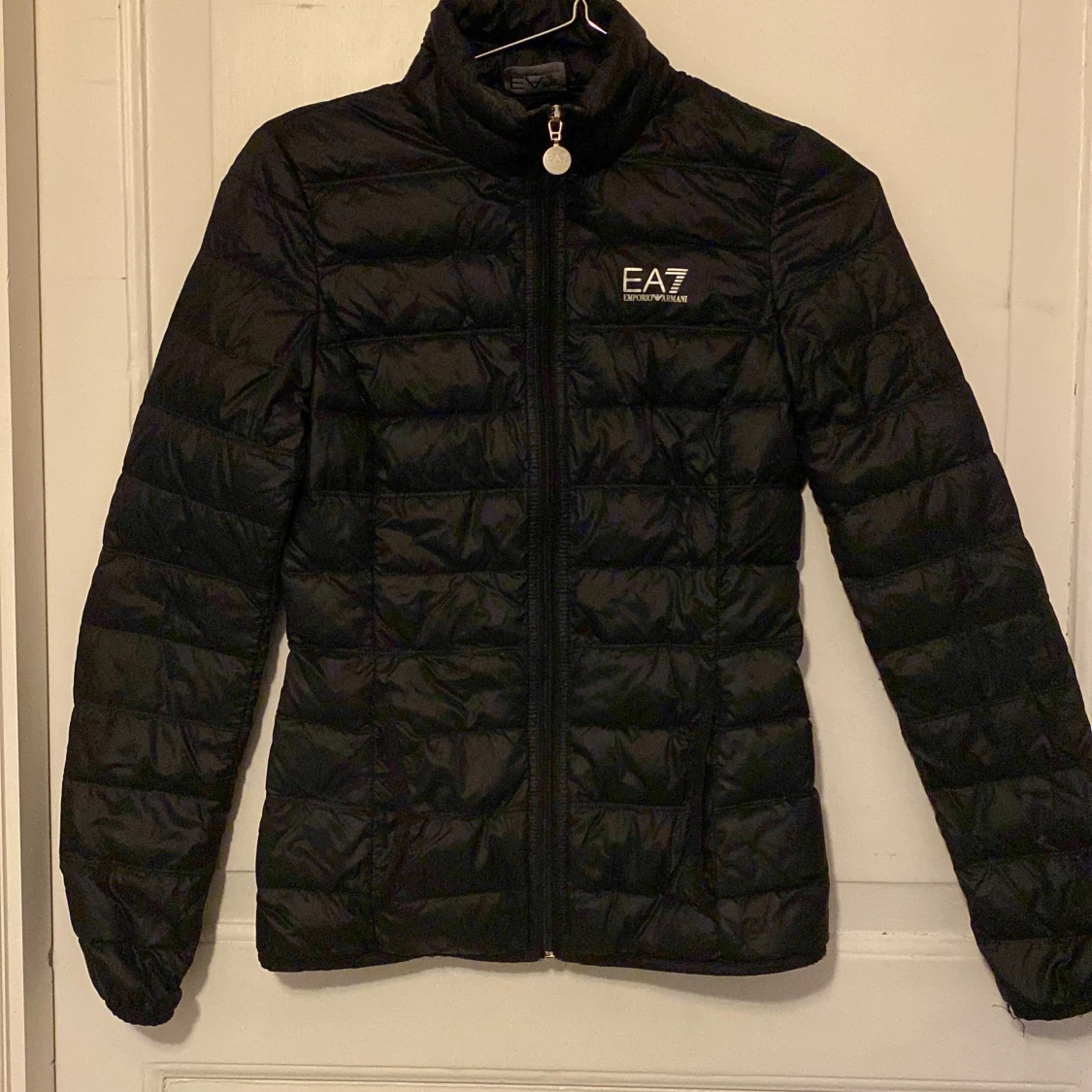 Svart EA7 jacka - 91