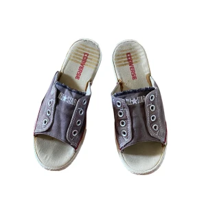 Converse tofflor  - Köpta second hand 🥰supersöta🥰