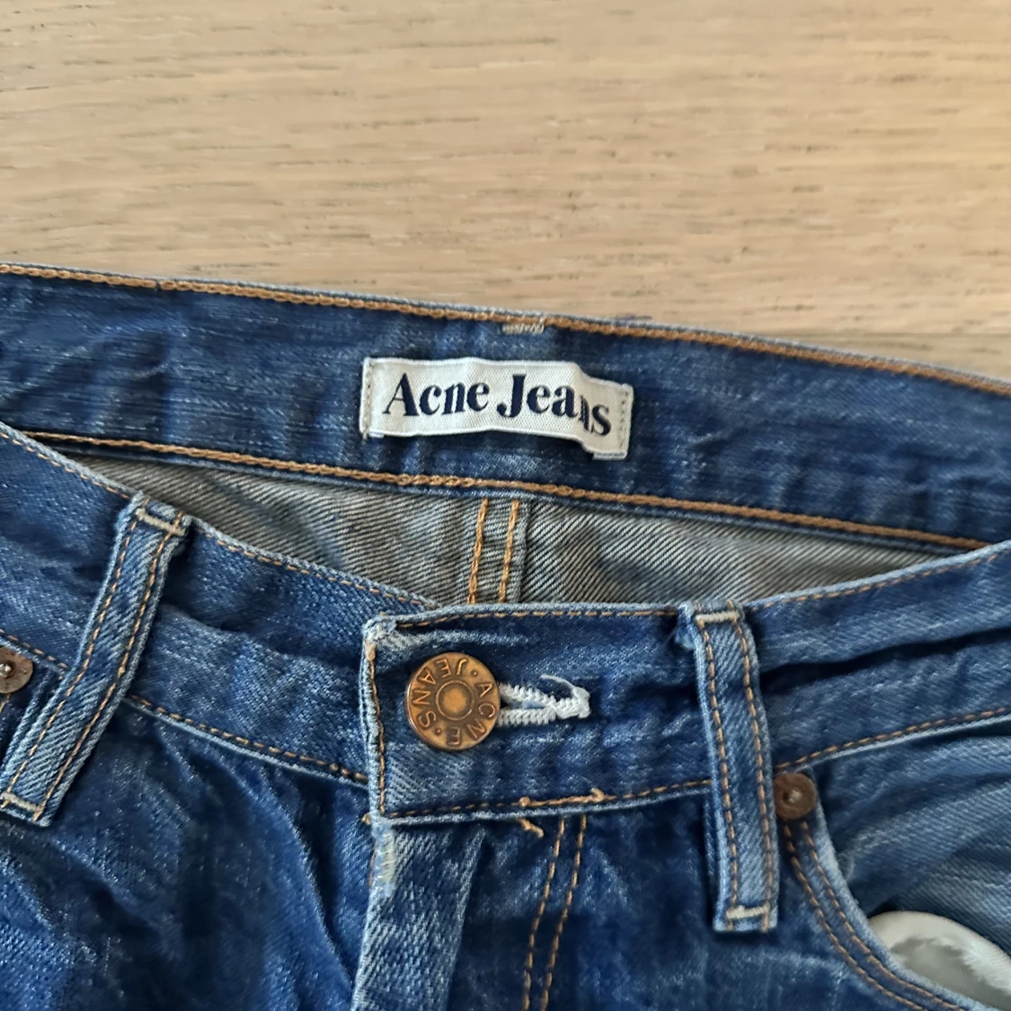 Blåa acne jeans - 91
