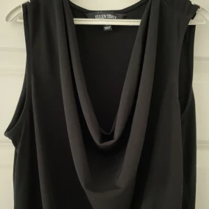 Fest topp - Köp helst via köp direkt funktionen ❤️