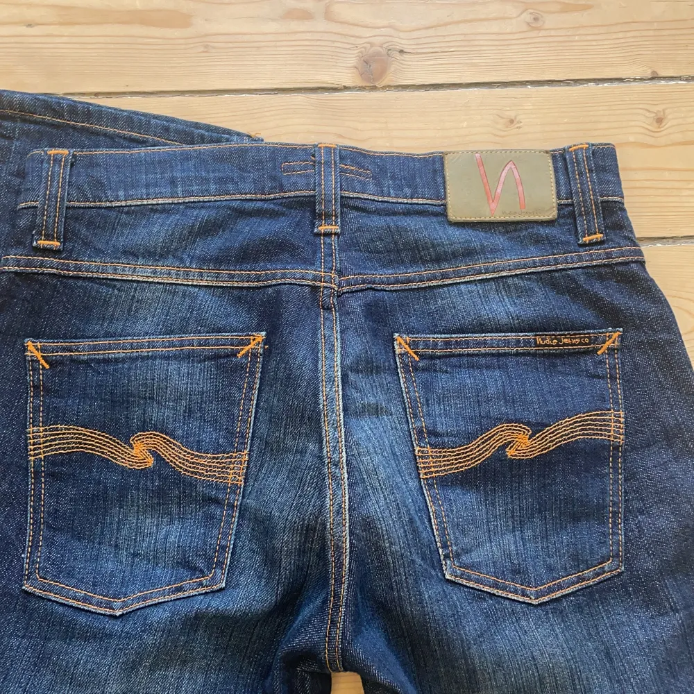 Nästan helt oanvända nudie jeans i w30 L32. Nya kostar 1400kr mitt pris 600. Jeans & Byxor.
