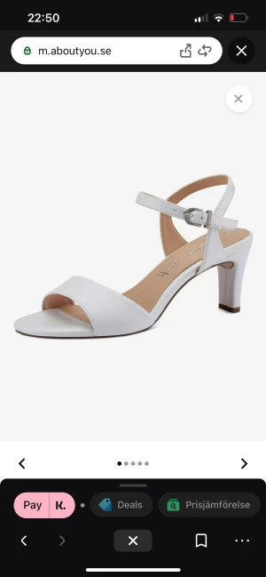 Klackskor  - Vita klackskor från märket Tamaris. Aldrig använda, storlek 38. Nypris 570kr