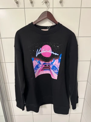 Valentin tröja garavani  - Gammal present Ej använd 