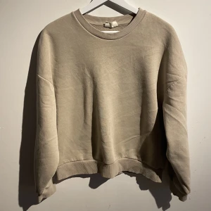 Tröja  - Tröja med ull inuti 